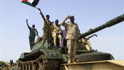 الجيش السوداني يواصل تقدمه ويسيطر على قاعدة الزرق شمال دارفور