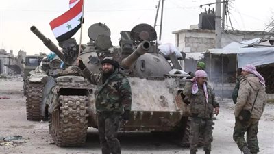 الجيش السوري يسلم أسلحته لهيئة تحرير الشام