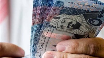 ارتفاع سعر الريال السعودي ببداية تعاملات اليوم الأحد 22-12-2024