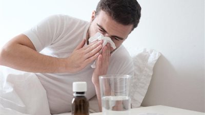 صداع وكحة وألم بالبطن، كورونا يضرب البيوت المصرية من جديد.. إليك الحلول