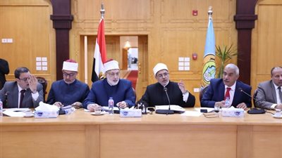 الأزهر يصدر قرارات جديدة بشأن حضور الطلاب وإجراءات امتحانات الفصل الدراسي الأول (تفاصيل)