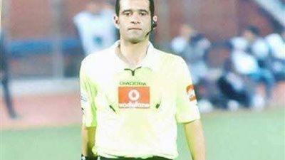 محمود البنا حكما لمباراة المصري والأهلي في الدوري الممتاز