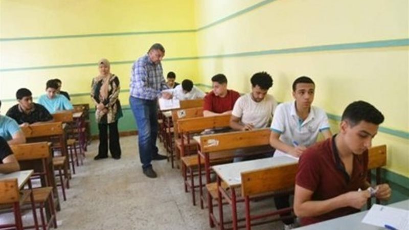 طلاب الثانوية العامة