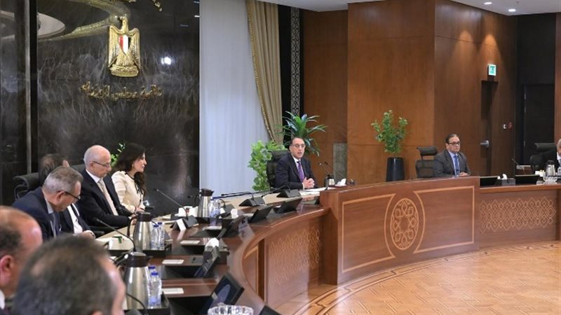 اجتماع رئيس الوزراء مع المستثمرين المصريين