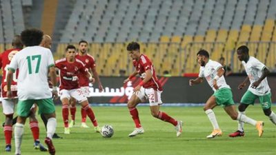 خبير تحكيمي: المصري لا يستحق ركلة جزاء أمام الأهلي وهدف أفشة صحيح