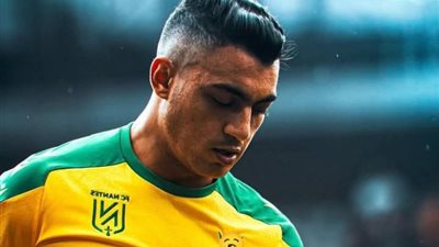 روي فيتوريا جواز مرور مصطفى محمد إلى الدوري اليوناني .. ما القصة؟