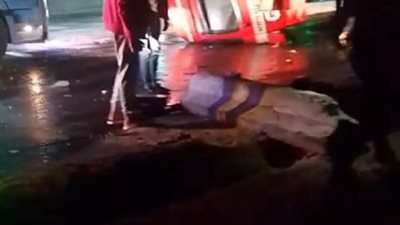 انقلاب سيارة محملة بالبرتقال واليوسفي على الطريق الإقليمي بالمنوفية