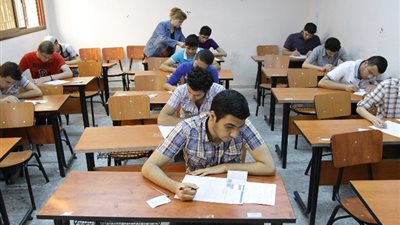 جدول امتحانات صفوف النقل والتعليم الفني بمحافظة القاهرة للترم الأول