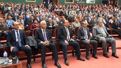 رئيس جامعة المنوفية يشارك فى اجتماع المجلس الأعلى للجامعات بسوهاج