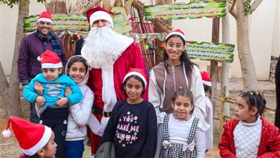 أسرة لوقا الطبيب تحتفل بالكريسماس مع أطفال «بيت الملايكة» للأيتام
