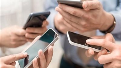 مش هتعدي من المطار، القصة الكاملة لفرض رسوم على الهواتف المستوردة