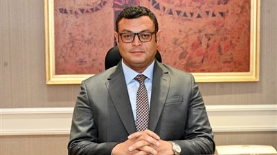 وزير الإسكان يستعرض مخطط لتطوير حديقة الأزبكية ومثلث ماسبيرو وتحويلهما إلى مناطق حضارية