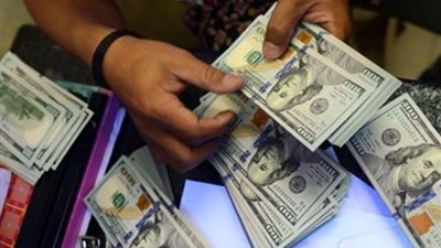 بكام النهاردة، سعر الدولار مقابل الجنيه المصري في البنوك اليوم