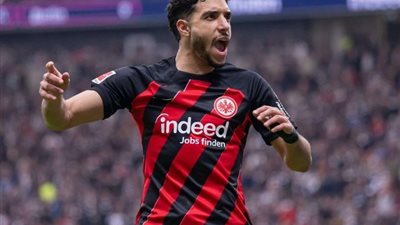 مقابل 50 مليون إسترليني، عمر مرموش إلى مانشستر سيتي