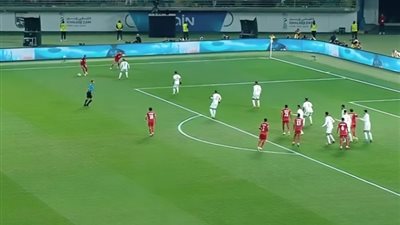 نهائي خليجي 26، منتخب عمان ينهي الشوط الأول متقدما على البحرين بهدف (فيديو)