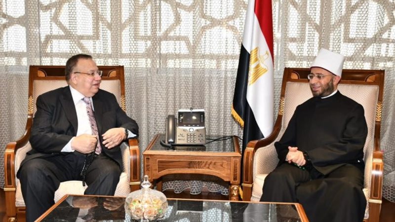 نقيب الأشراف ووزير الأوقاف