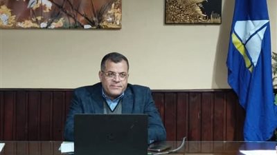 وكيل تعليم دمياط يتابع امتحانات المستوى الرفيع للشهادة الإعدادية