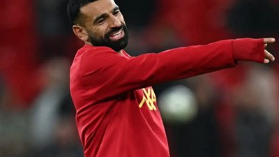 “أداء بلا تسديدات على المرمى” أرقام محمد صلاح في مباراة توتنهام بكأس كاراباو