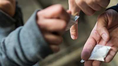 سقوط أشهر «ديلر مخدرات» بالعمرانية في قبضة الأمن