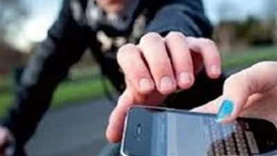 ضبط لص هواتف محمولة في القاهرة