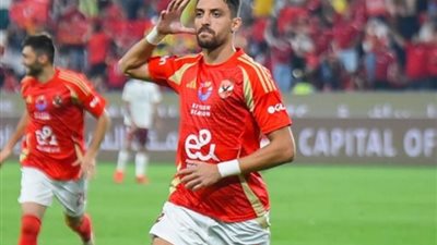 صدمة جديدة في الأهلي بسبب طاهر محمد طاهر (خاص)
