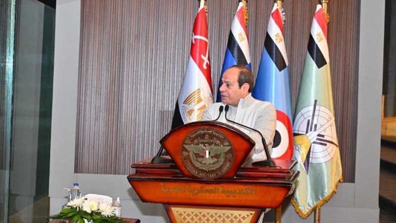 الرئيس السيسي أثناء تفقد الأكاديمية العسكرية