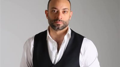 خط مفتوح لـ أحمد عثمان من أفضل 5 أعمال في جائزة القلم الذهبي