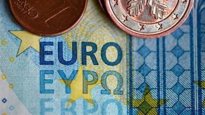 انخفاض سعر اليورو مقابل الجنيه ببداية تعاملات اليوم الإثنين 13-1-2025