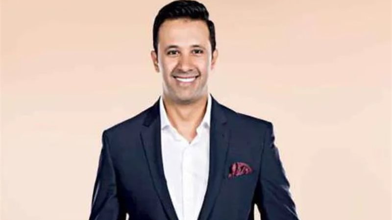 الإعلامي عمرو خليل