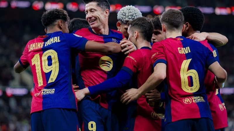 لاعبو برشلونة