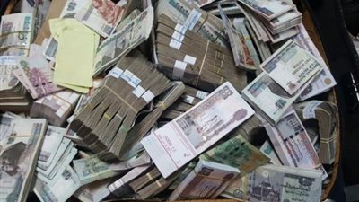 التحقيق مع تشكيل عصابي بتهمة غسيل 60 مليون جنيه من أنشطة مشبوهة