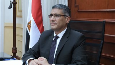 محافظ الجيزة يقرر زيادة الوقت المخصص لامتحان اللغة العربية بإحدى المدارس (تفاصيل)