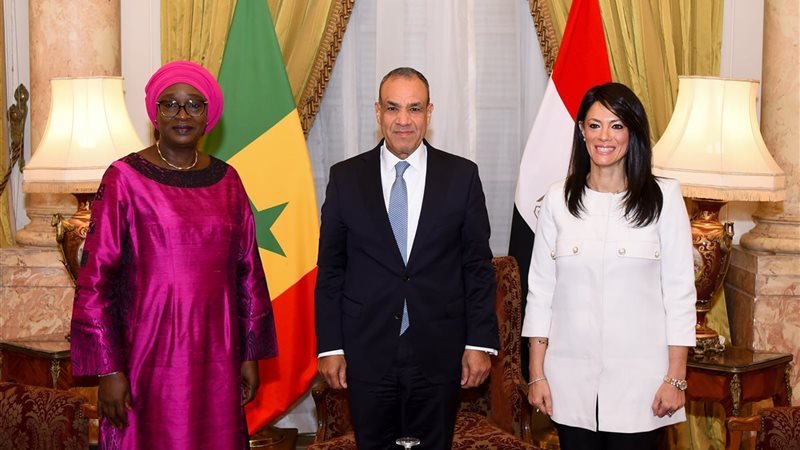 وزيرة التخطيط ووزير الخارجية ونظيرته السنغالية