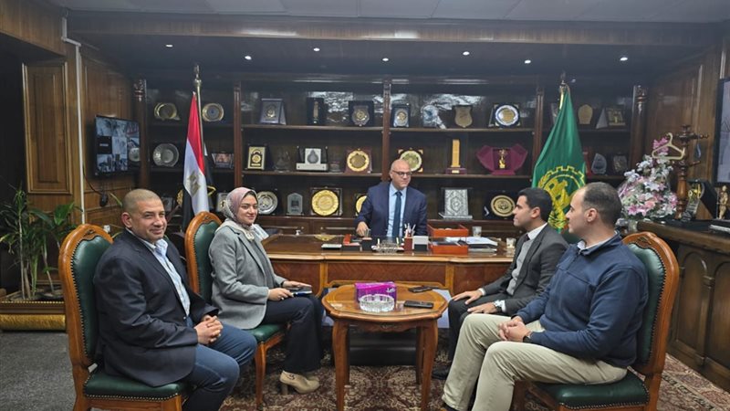 أيمن عطية محافظ القليوبية