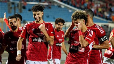 الأهلي يختتم استعداداته لمواجهة فاركو ويسافر للإسكندرية الليلة