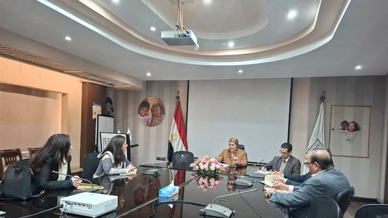  اجتماع بين مجلس الطفولة والأمومة وهيئة إنقاذ الطفولة