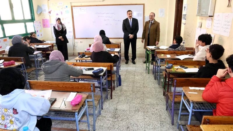 جانب من امتحانات الشهادة الإعدادية بالمنوفية 
