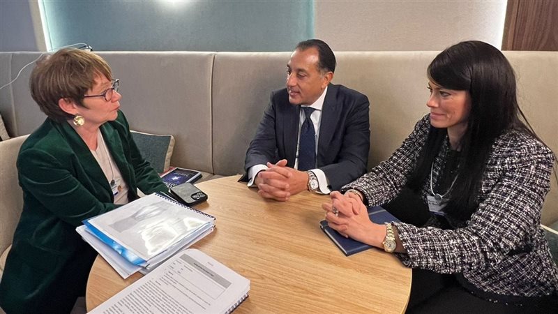 رئيس الوزراء ورئيسة البنك الأوروبي لإعادة الإعمار والتنمية
