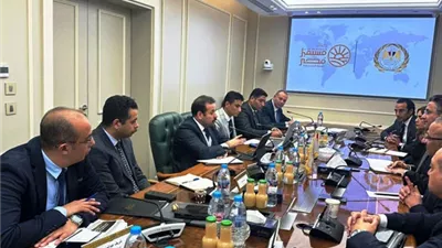 وزير التموين يستعرض 10 خطوات لتطوير منظومة البورصة السلعية