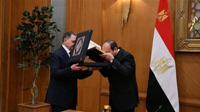 رئيس مجلس النواب يهنئ وزير الداخلية بعيد الشرطة الـ73