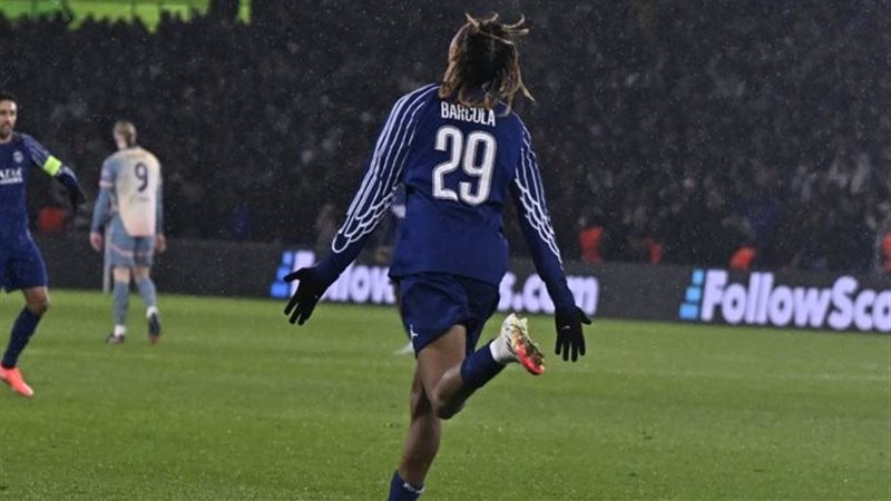 لاعب باريس سان جيرمان