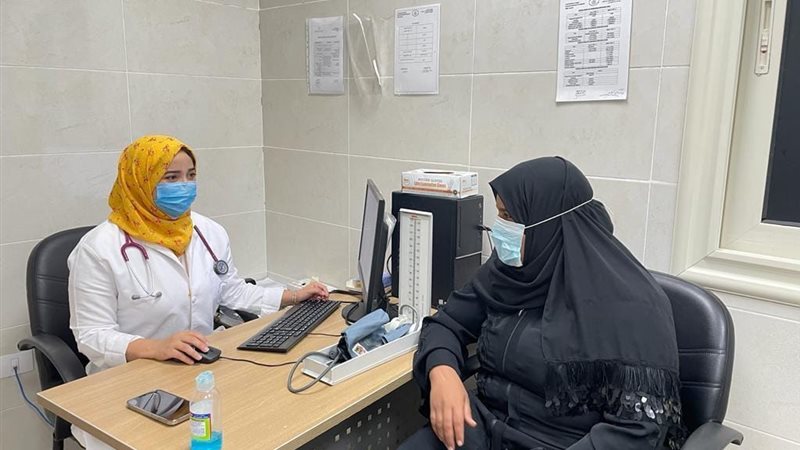 خلال تقديم الخدمات الطبية 
