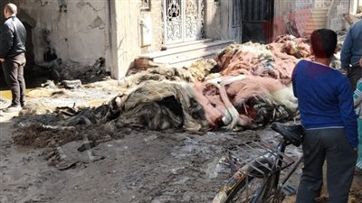 النيابة العامة تحقق مع مالك جراج المقطم المحترق للوقوف على ملابسات الواقعة