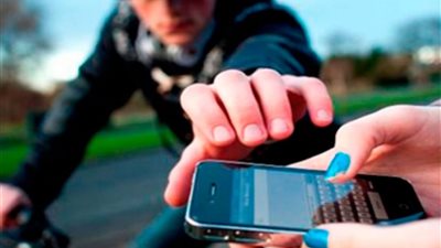 حبس لصوص هواتف نفذوا 9 جرائم بأسلوب الخطف بحدائق القبة 4 أيام