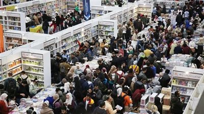 معرض القاهرة الدولي للكتاب يحتفي بمئوية مجلة «روزاليوسف»