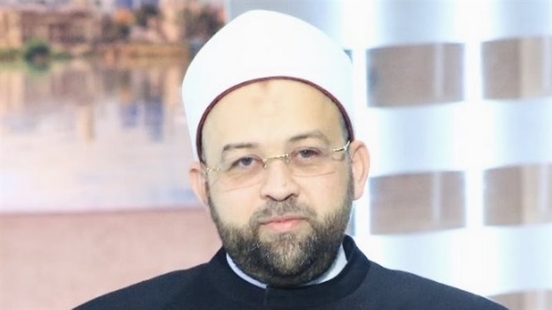الدكتور يسري عزام
