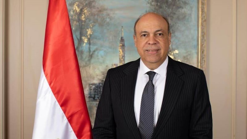 الدكتور سامح الحفني وزير الطيران المدني