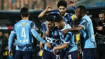 رابطة الأندية تحيل شكوى بيراميدز ضد محمود عاشور إلى اتحاد الكرة