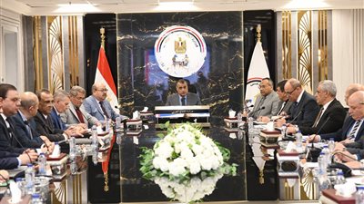 وزير الإنتاج الحربي: نسعى إلى زيادة إيرادات النشاط بالتوسع في الإنتاج العسكري والمدني