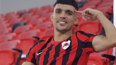 إسلام محمد يكشف تفاصيل صفقة انتقال أشرف بن شرقي إلى الأهلي